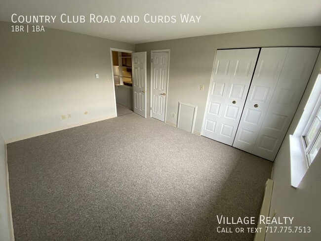 Building Photo - 681 Country Club Rd