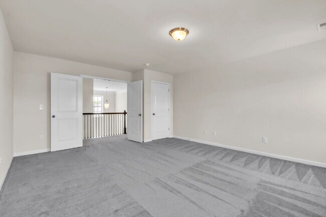 Building Photo - 4BR/3BA Luxury Home with Bonus Room, Screened Porch & Fenced Yard $2,600/mo rent