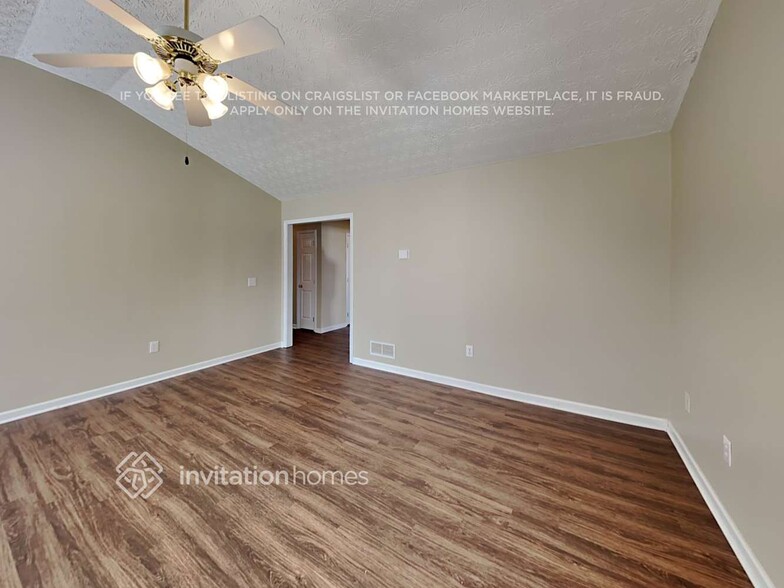 Building Photo - 273 Rockingham Dr