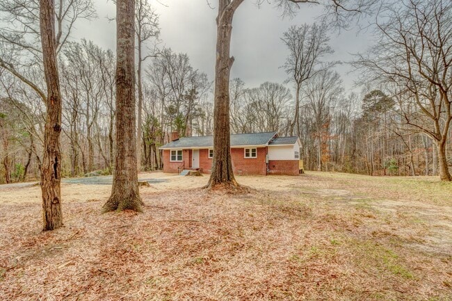 Building Photo - 136 Pony Barn Rd