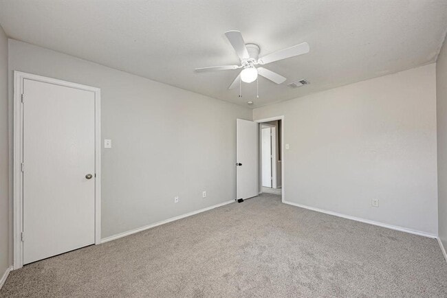 Building Photo - 1302 Casa Blanca Cove