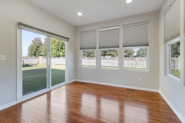 Building Photo - 3628 Birch Ln