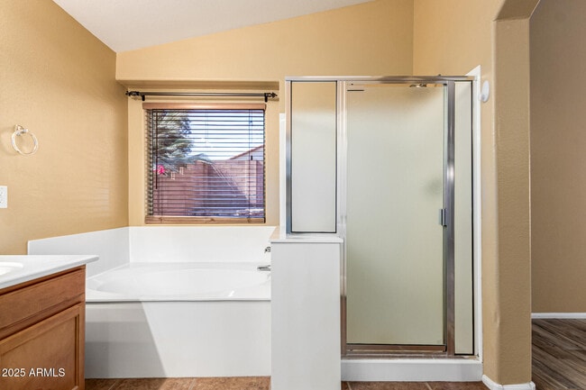 Building Photo - 29604 N Balmoral Pl