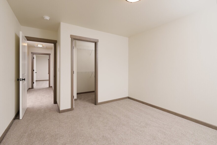 Building Photo - 1314 Lamont Ln