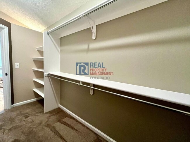 Building Photo - 7030 Highcroft Dr