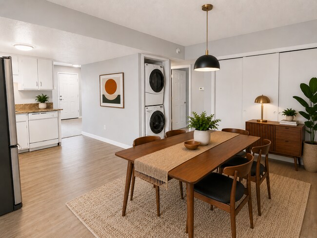 Building Photo - 2-Bed Denver Apartment Near Cherry Creek Trail & Garland Park
