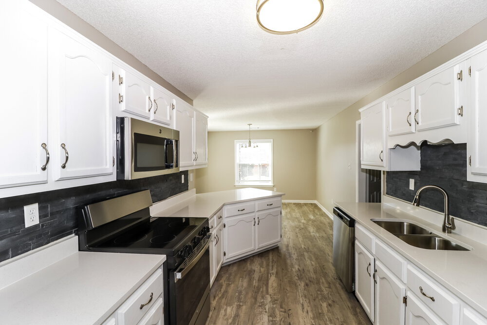 Building Photo - 2827 Fletcher View Dr