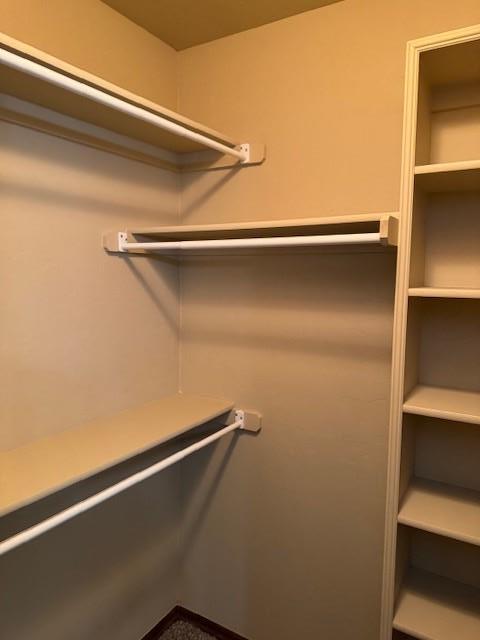 Building Photo - 2704 SE 38th St