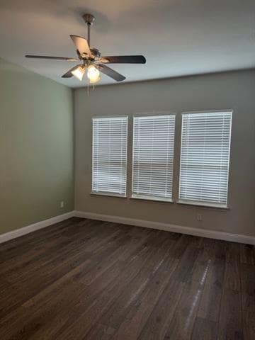 Building Photo - 1436 Lakeview Dr