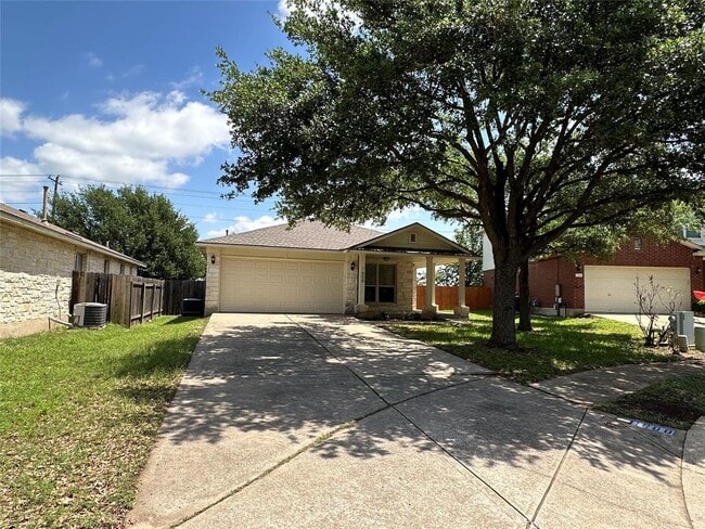 Building Photo - 1600 McDowell Bend