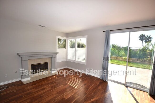 Building Photo - 2881 Silk Oak Ave