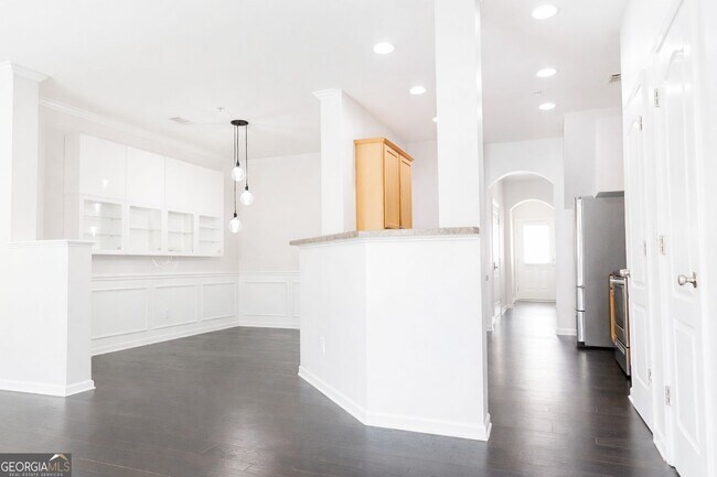 Building Photo - 544 Ridge View Crossing