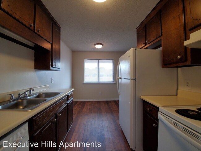 Building Photo - 4422 Torrance Dr NW