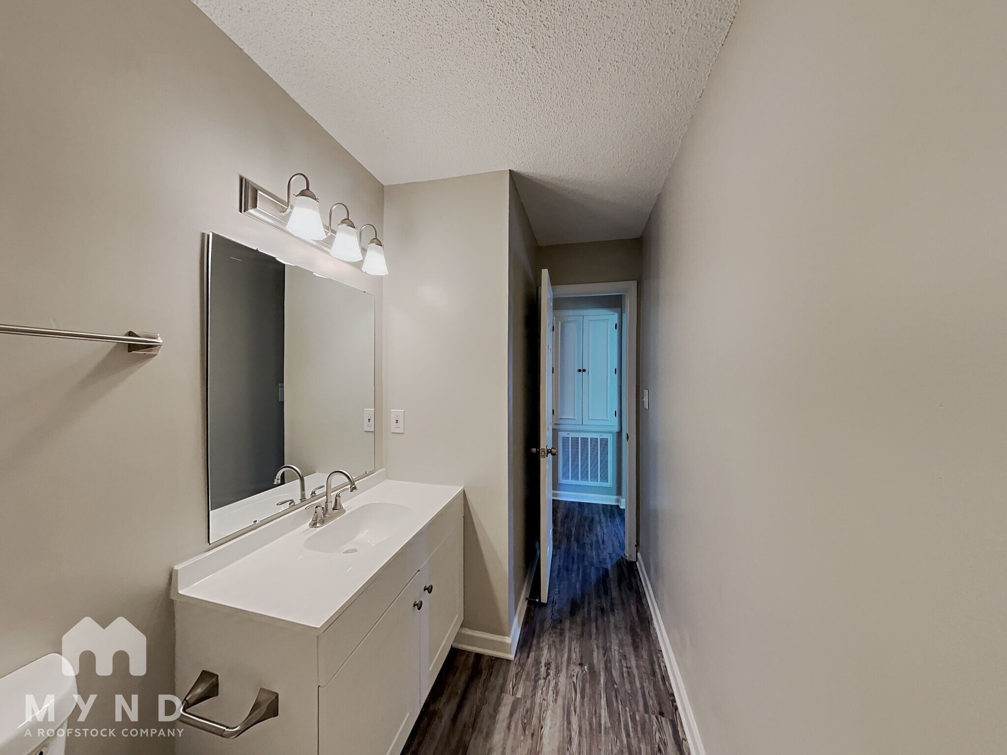 Building Photo - 7225 Little Fawn Pkwy