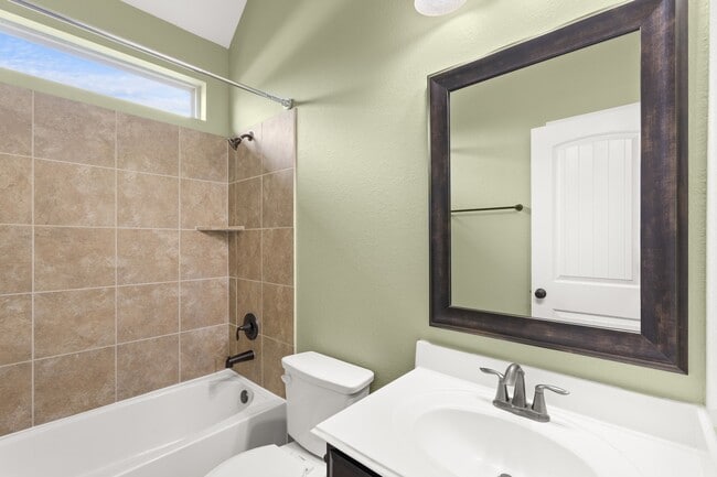 Building Photo - 4823 Palomar Ln