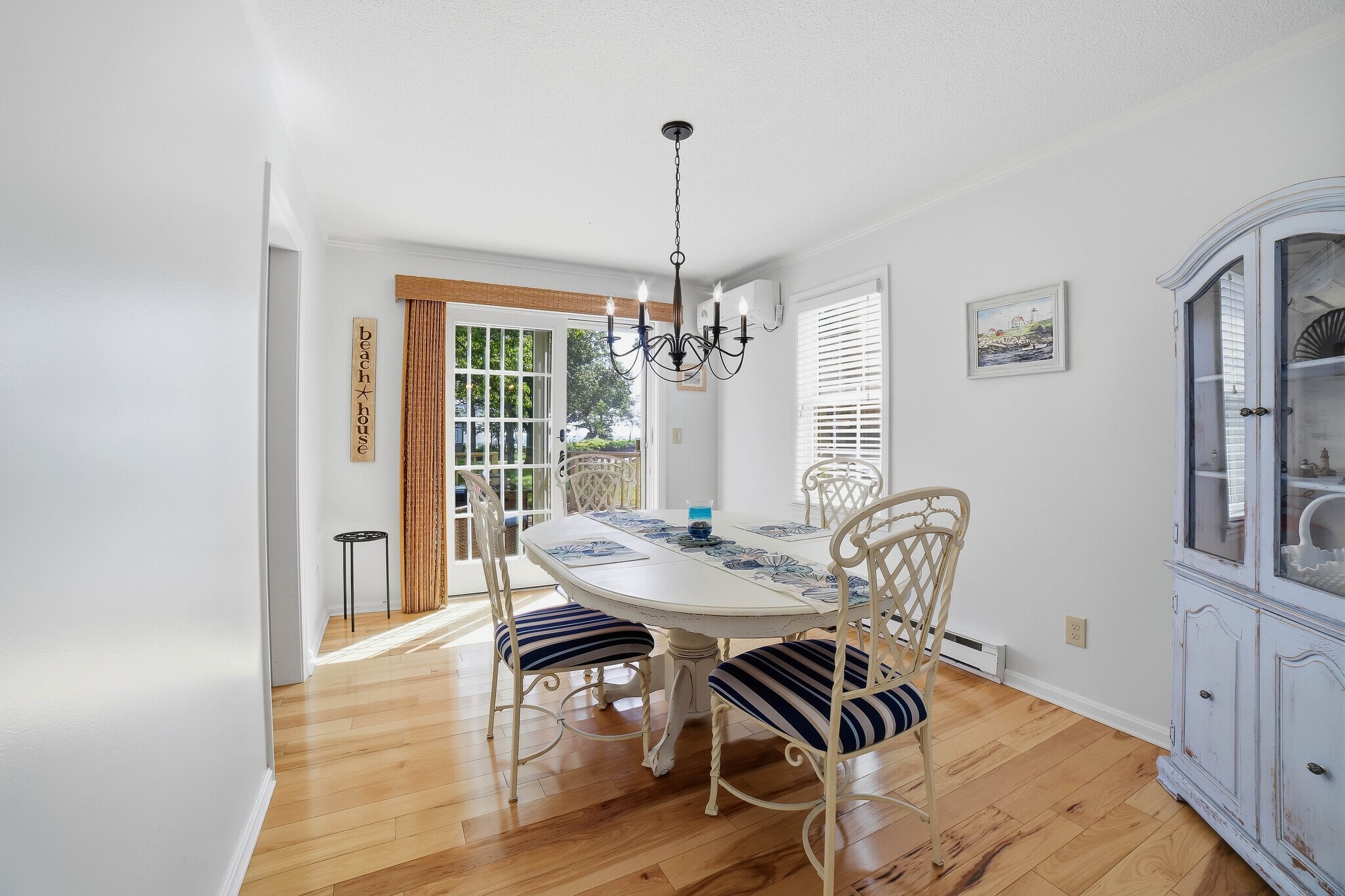Dining room / Ocean view - 3 Rosewood Ln