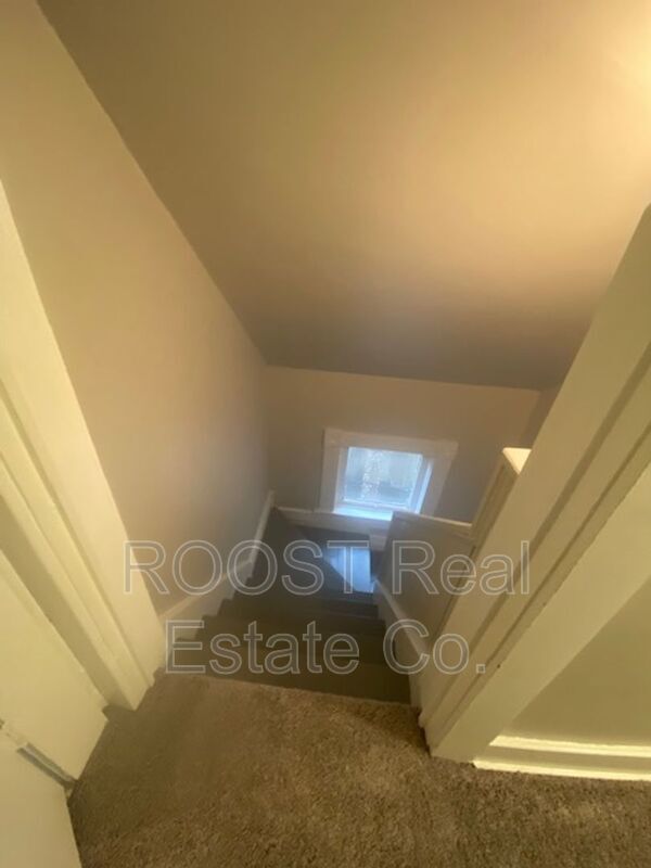 Building Photo - 105 Rockwood Ave