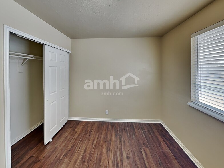 Building Photo - 2961 W 1400 N