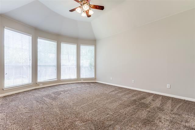 Building Photo - 2424 Chesterwood Dr