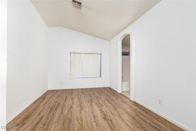 Building Photo - 8109 Defiance Ave