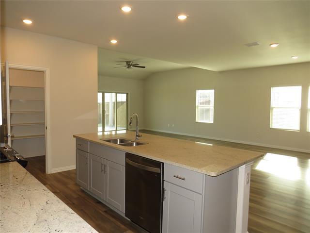 Building Photo - 3416 Chasemoor Dr