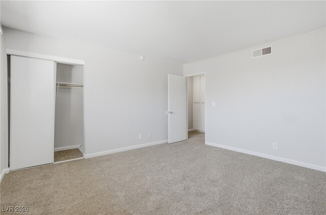 Building Photo - 2896 Klinger Cir