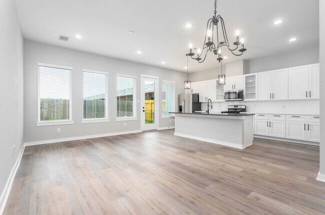 Building Photo - 8440 Berry Brush Ln