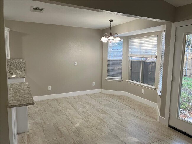 Building Photo - 5909 Avery Island Ave