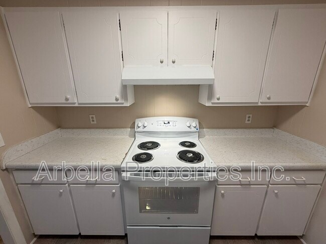 Building Photo - 1714 TN-93