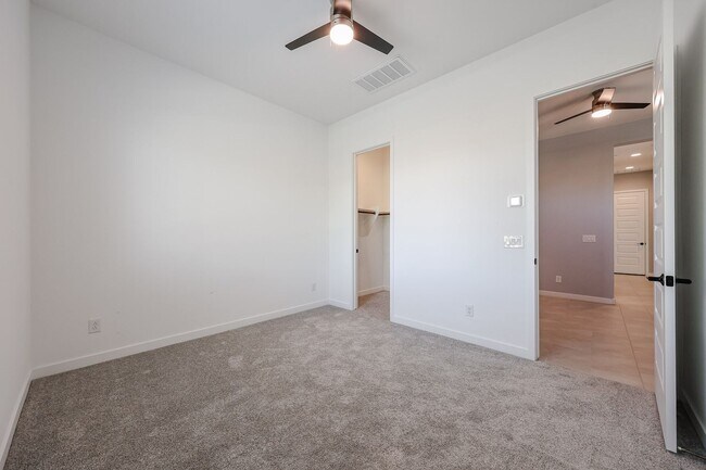 Building Photo - 31674 N 123rd Ave