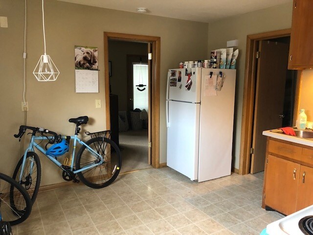 Building Photo - 3209 Ridgeway Ave