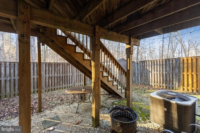 Building Photo - 15516 Three Otters Pl