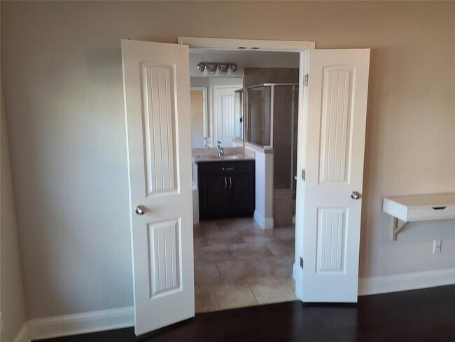 Building Photo - 708 Williams Way