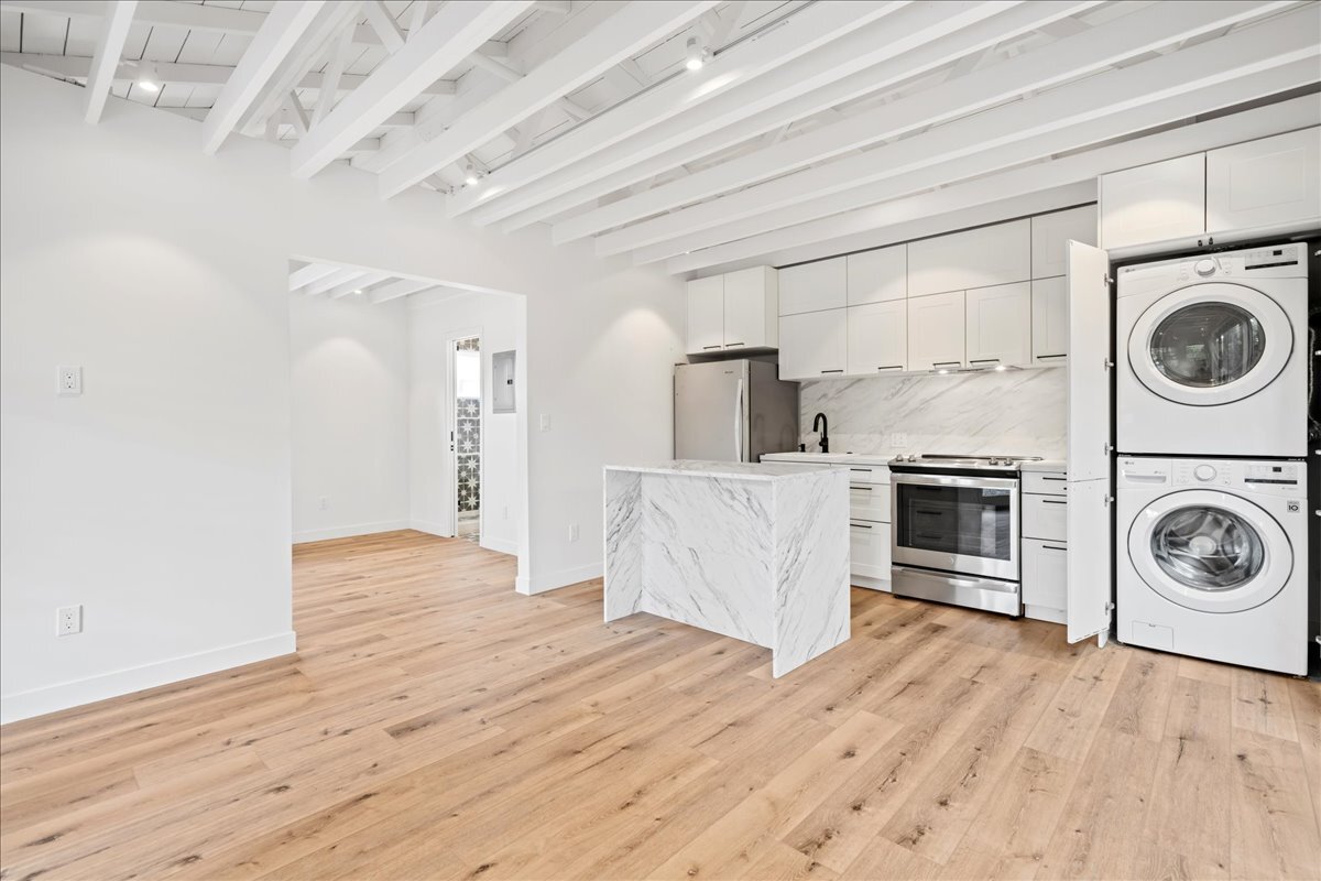Kitchen with laundry - 4027 Moore St