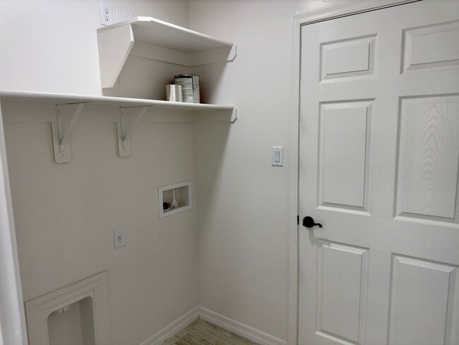 Building Photo - Almost New Three Bedroom Two Bath Home