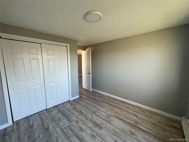 Building Photo - 1720 Chester St