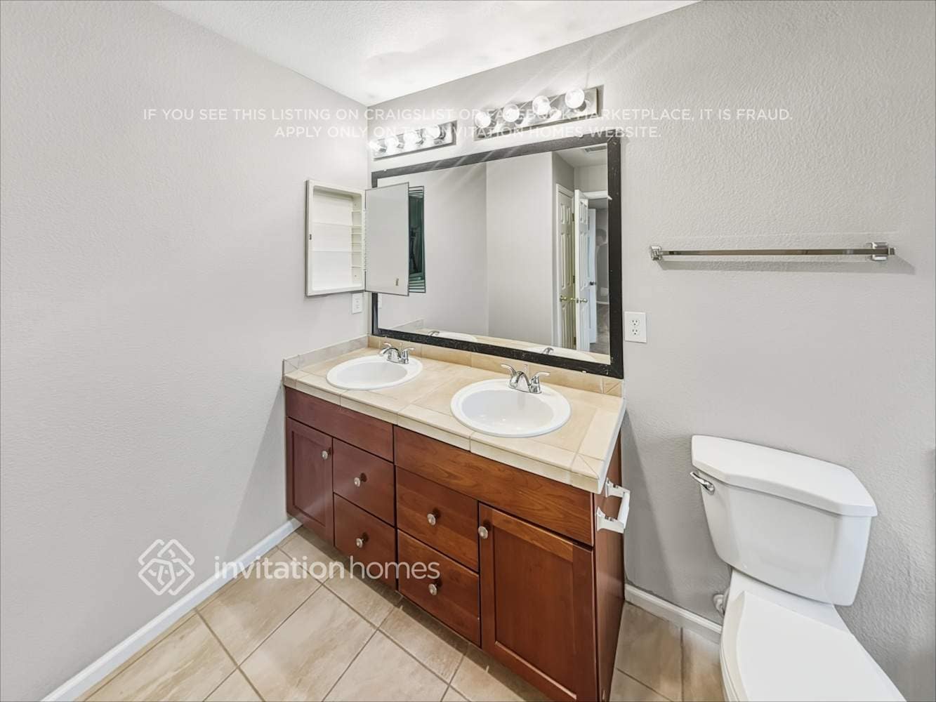 Building Photo - 893 Lehigh Cir