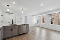 Building Photo - 1338 N 15th St