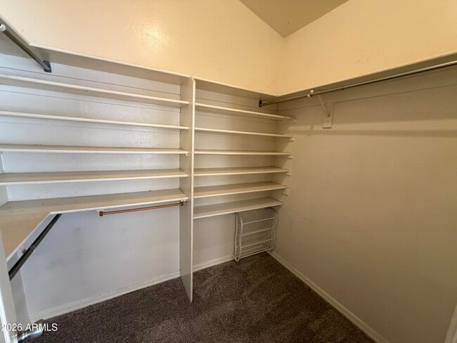 Building Photo - 15844 S 23rd Pl
