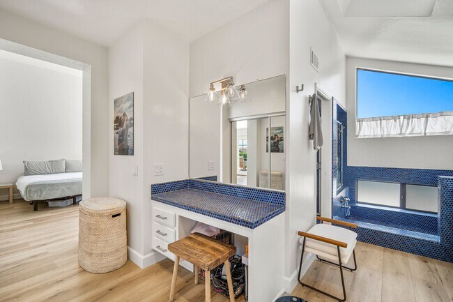 Building Photo - Experience Coastal Living at Its Finest in...