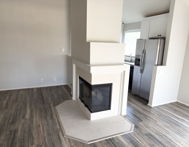 Building Photo - 7220 Calle Cristobal