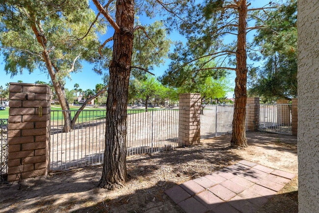 Building Photo - "Discover Comfort & Style: Spacious 3-Bedroom, 2-Bath Home in Las Vegas, NV!"