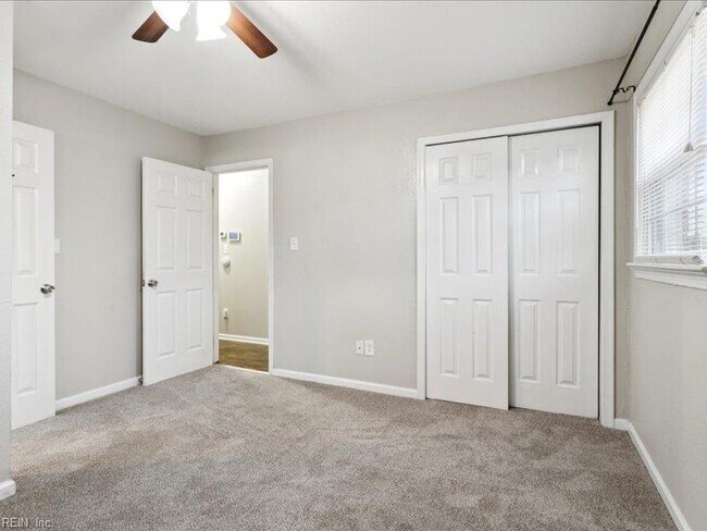 Building Photo - 13202 Aqueduct Dr