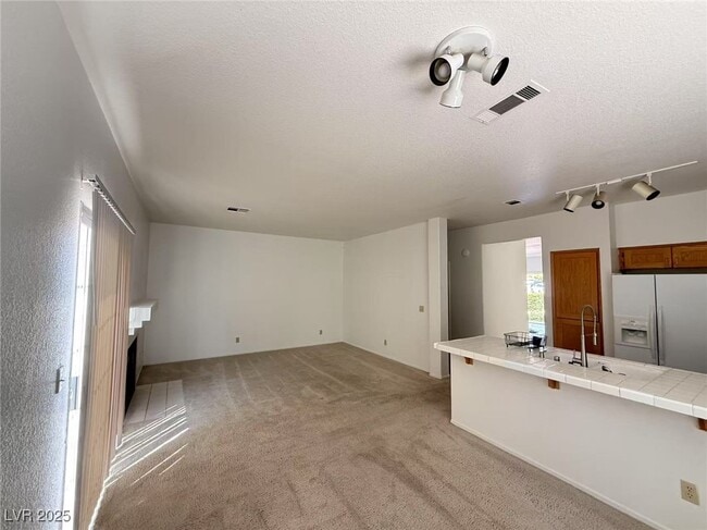 Building Photo - 7713 Snow Shoe Way