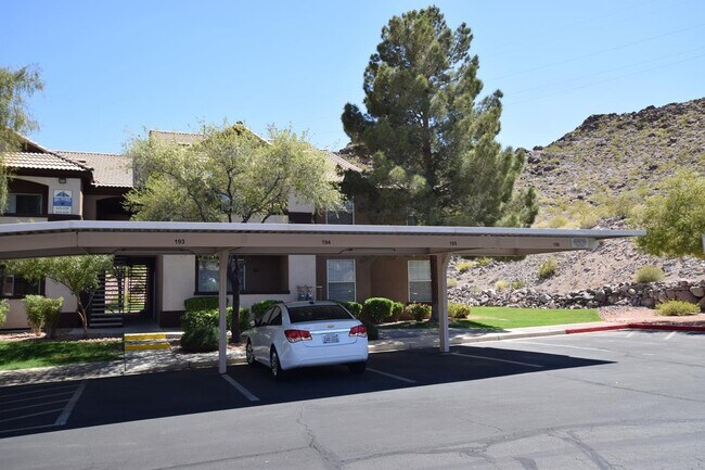 Building Photo - 231 W Horizon Ridge Pkwy