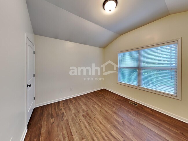 Building Photo - 4280 Chads Park Dr