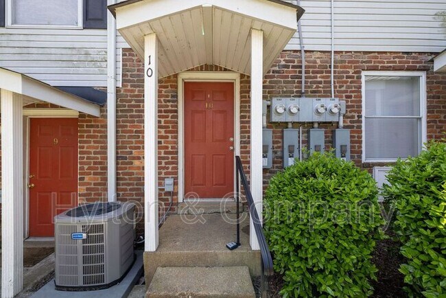 Building Photo - 3516 E Richmond Rd