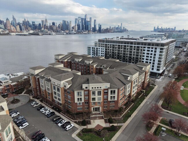 Building Photo - 24 Ave at Port Imperial