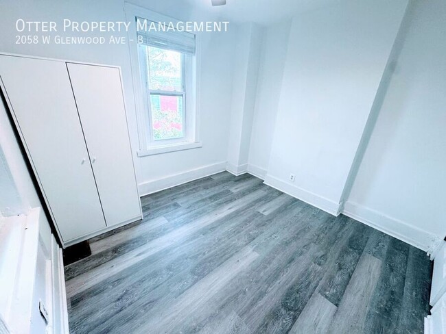 Building Photo - 2058 W Glenwood Ave