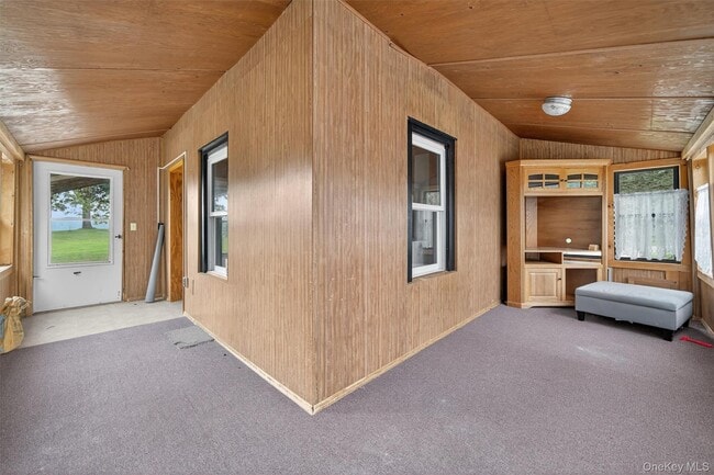 Building Photo - 15 Drechsel Ln